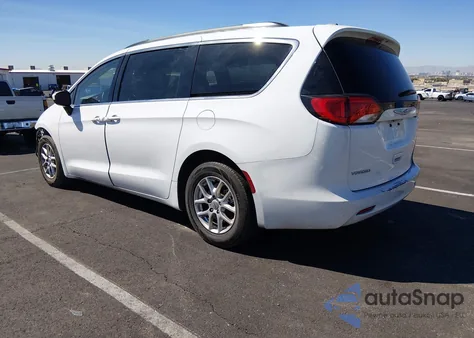 2021 Chrysler Voyager Lxi из США, поврежденный, VIN 2C4RC1DG9MR552202